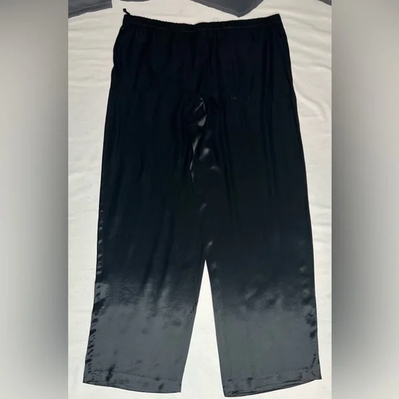 JF silk like outfit. - Picture 10 of 14